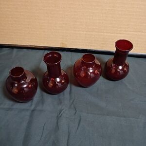 VINTAGE BURGUNDY GLASS VASE SET